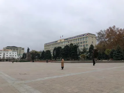 Правительство Дагестана передало мэрии здание на центральной площади Махачкалы